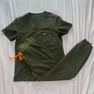 Figs Scrubs Catarina Top and Zamora Joggers